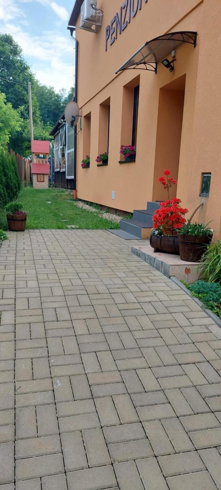 Rodinny Pension U Soudku Rudník Exteriör bild